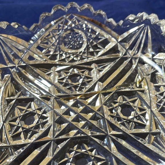 Vintage cut crystal starburst pattern bowl plate small 5” - Picture 3 of 7